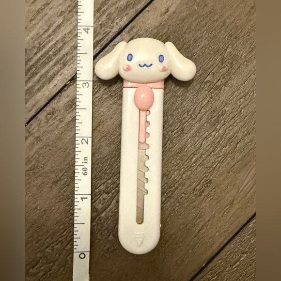 NEW Sanrio Hello Kitty Kuromi Mini Retractable Box Cutter Kawaii Knife (1) - Picture 5 of 10